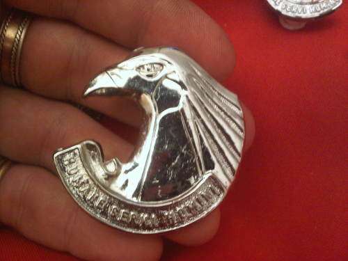 Vintage Humane Servi Homini Badges