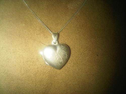 Vintage Sterling Silver Necklace & Heart Locket