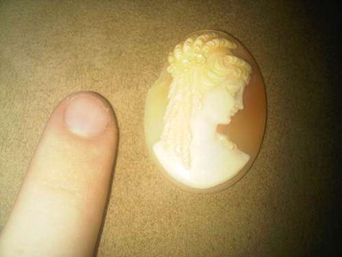 Vintage Cameo