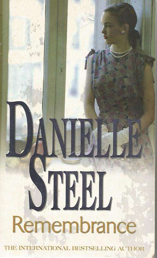 Danielle Steel  - Remembrance  - (Paperback)