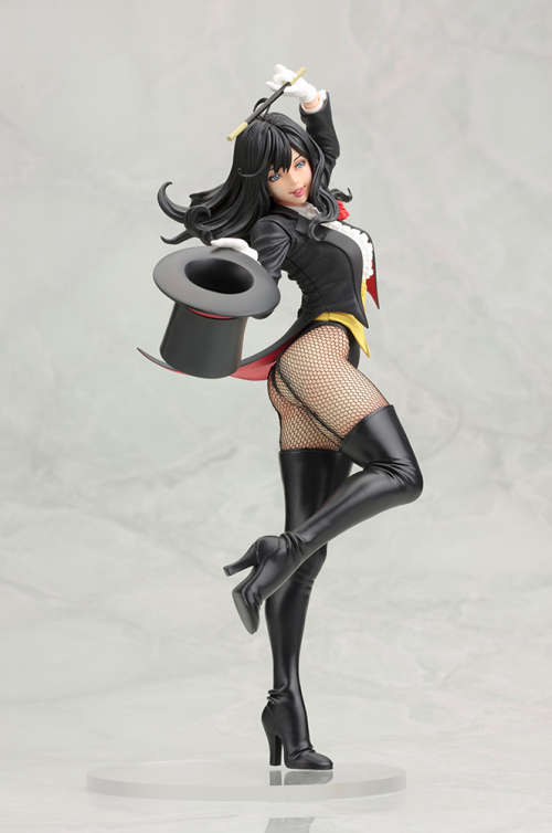 DC COMICS ZATANNA BISHOUJO STATUE NEW IN BOX