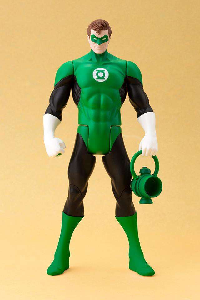 DC UNIVERSE GREEN LANTERN CLASSIC COSTUME ARTFX+ STATUE