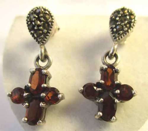 Beautiful Sterling Silver, Marcasite and Garnets Earrings