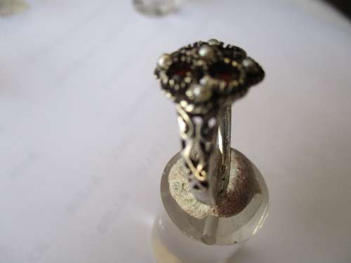 Antiq style , 925 Sterling Silver Garnets and Genuine Pearls Ring.