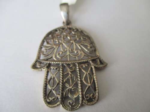 925 Sterling Silver `` The Hamsa ` Pendant