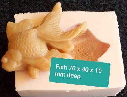 SILICONE MOULD " Secondhand " LIMITED STOCK  - GoldFish - 70 mm x 40 mm x 10 mm Deep