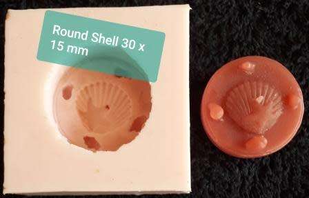 SILICONE MOULD " Secondhand " LIMITED STOCK  - Round with Shells - 30 mm x 15 mm Deep