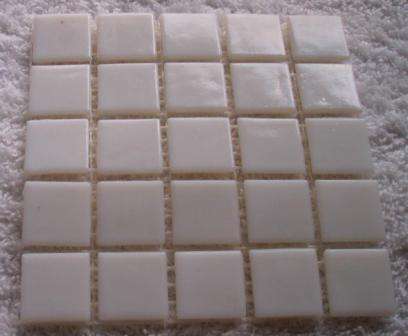 Riverglass Mosaic Tiles - White (Plain) 20 x 20 x 4 mm