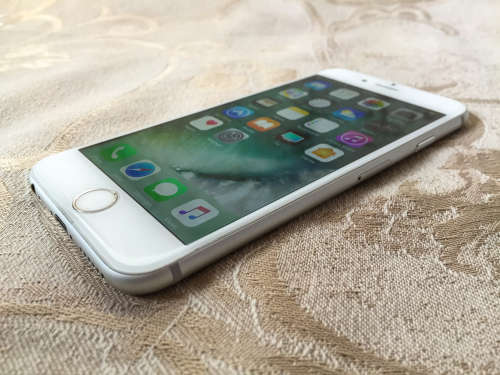 Silver IPhone 6S 16GB