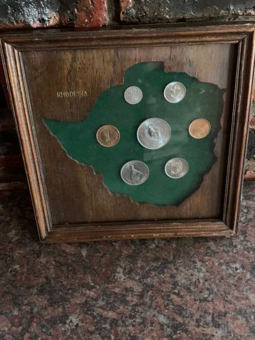 Rhodesian Coin And Stamp Plaq Sets