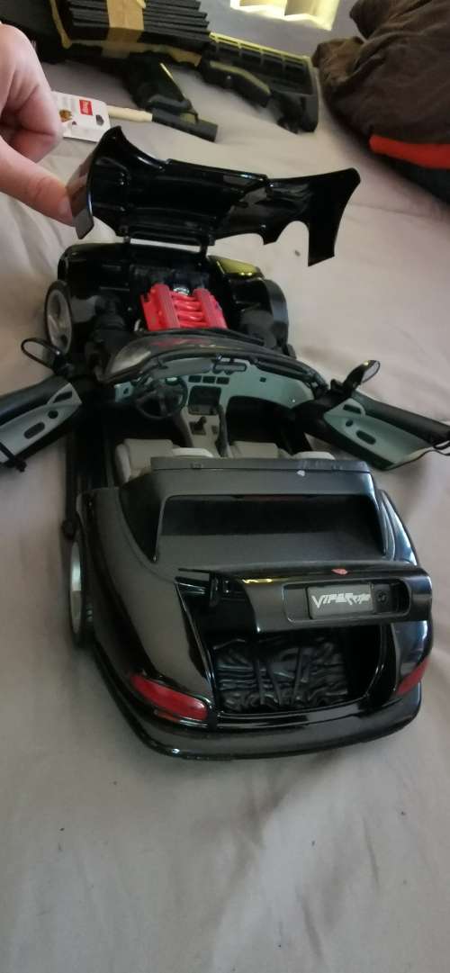 1:12 Dodge Viper Model