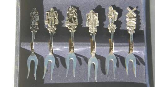 Vintage Set of Six Dutch Escargot EPNS Forks in Original Box