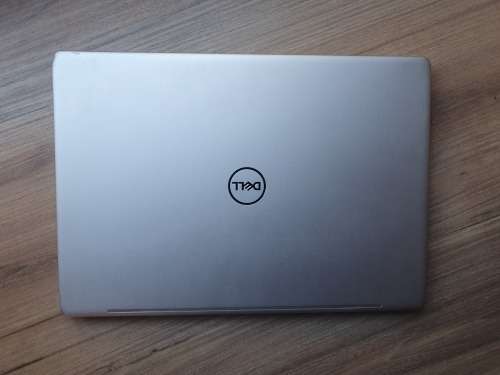 Dell Inspiron 7380 Intel Core I7 + Free Laptop Bag