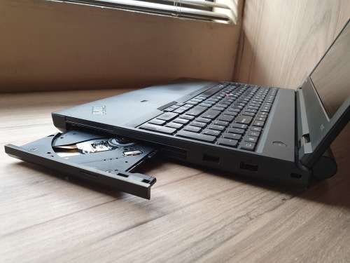 Lenovo ThinkPad W540 - Intel Core i7 + Free Laptop Bag