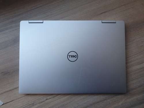 Dell XPS 13 7390 2-in-1 10th Gen Intel Core i7 + Free Laptop Bag