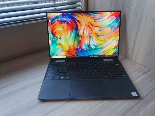 Dell XPS 13 7390 2-in-1 10th Gen Intel Core i7 + Free Laptop Bag