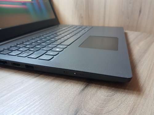 Lenovo V130 Intel Core I3 + Free Laptop Bag