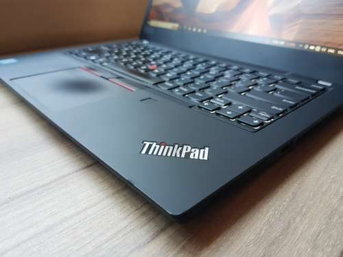 Lenovo ThinkPad T490 Intel Core I5 + Free Laptop Bag