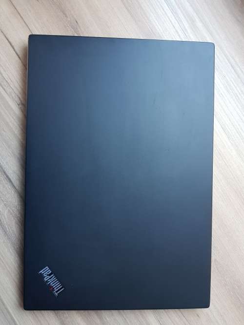 Lenovo ThinkPad T490 Intel Core I5 + Free Laptop Bag