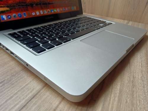 2011 MacBook Pro 13inch I5