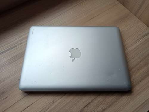 2011 MacBook Pro 13inch I5