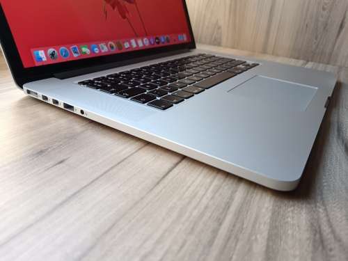 2013 i7 MacBook Pro Retina + Free Laptop