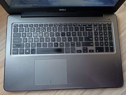 Dell Inspiron 5567 Intel Core i7 + Free Laptop Bag