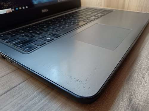 Dell Inspiron 5567 Intel Core i7 + Free Laptop Bag