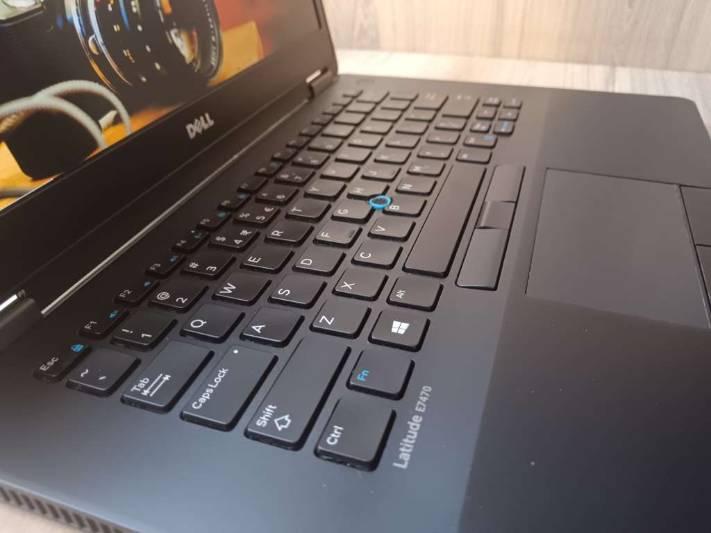 Dell Latitude E7470 Intel Core I7 + Free Laptop Bag