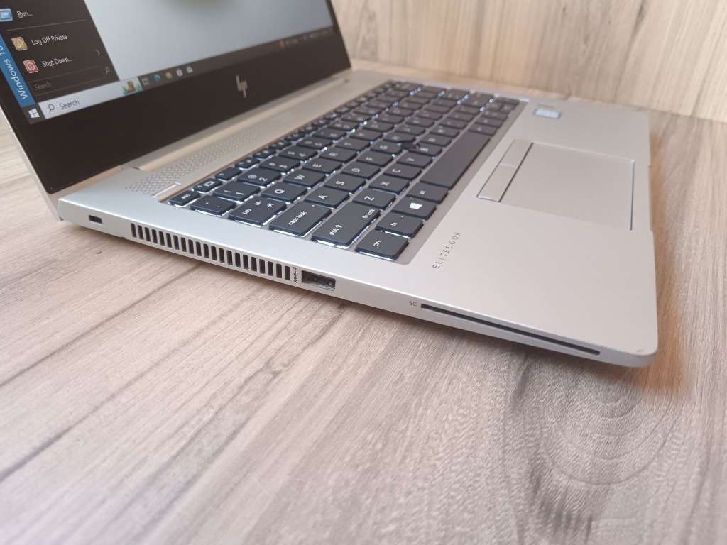 Hp EliteBook 830 G5 Intel Core I7 + Free Laptop Bag