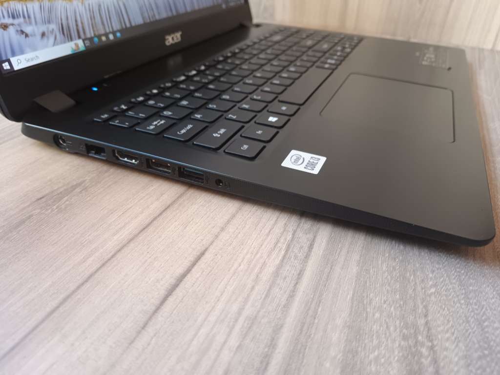 Acer Aspire 3 Intel Core I3 + Free Laptop Bag