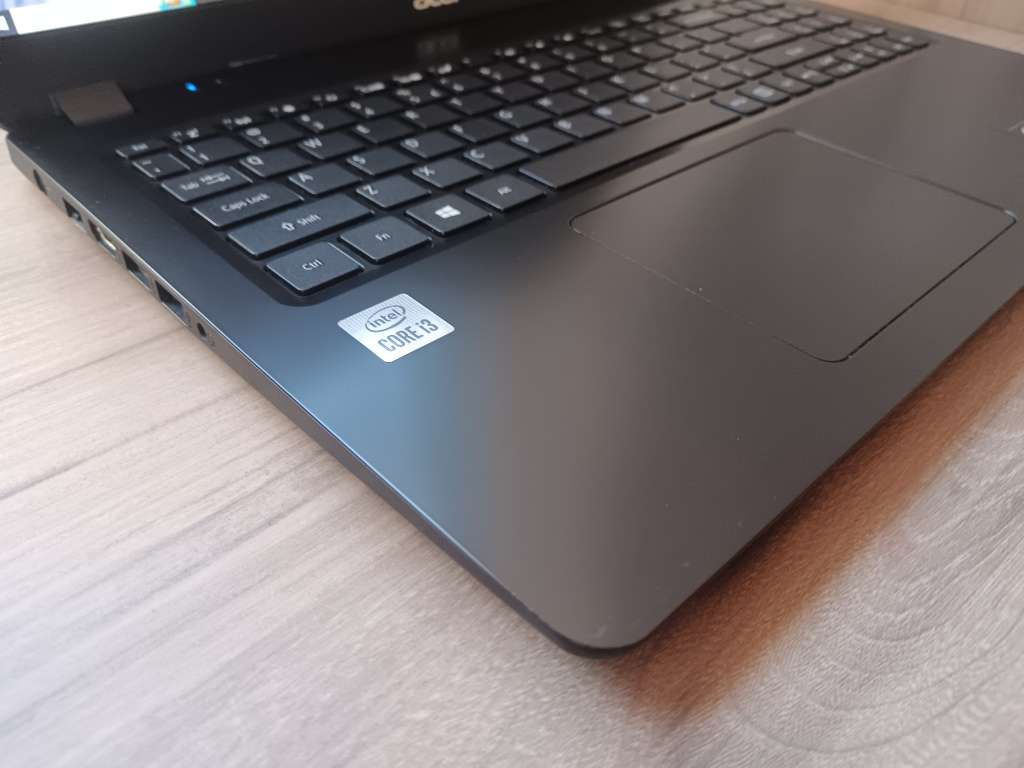 Acer Aspire 3 Intel Core I3 + Free Laptop Bag