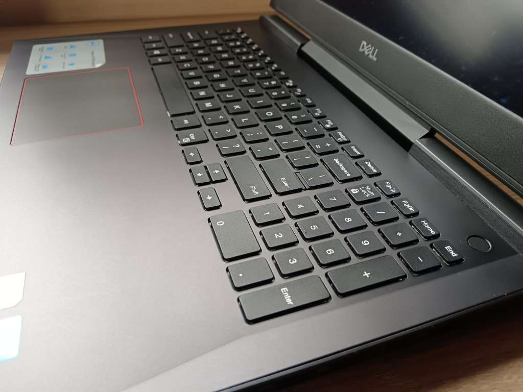 Dell Inspiron 7577 Intel Core I7 Gaming Laptop + Free Laptop Bag