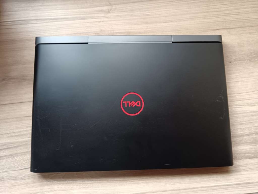 Dell Inspiron 7577 Intel Core I7 Gaming Laptop + Free Laptop Bag