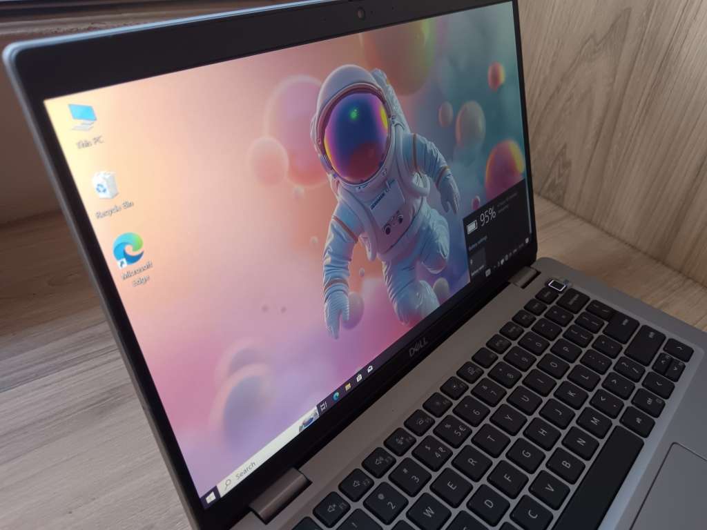 Dell Latitude 5420 Intel Core I5 11th Gen + Free Laptop Bag