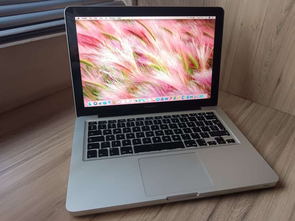 2011 MacBook Pro Intel Core I5