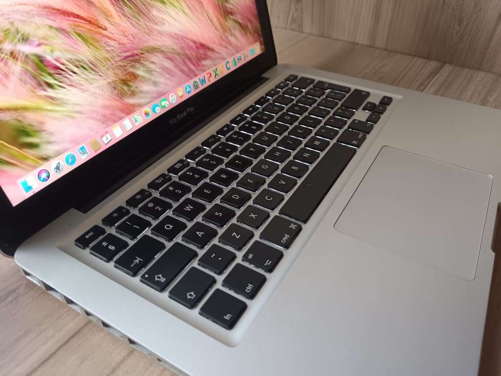 2011 MacBook Pro Intel Core I5