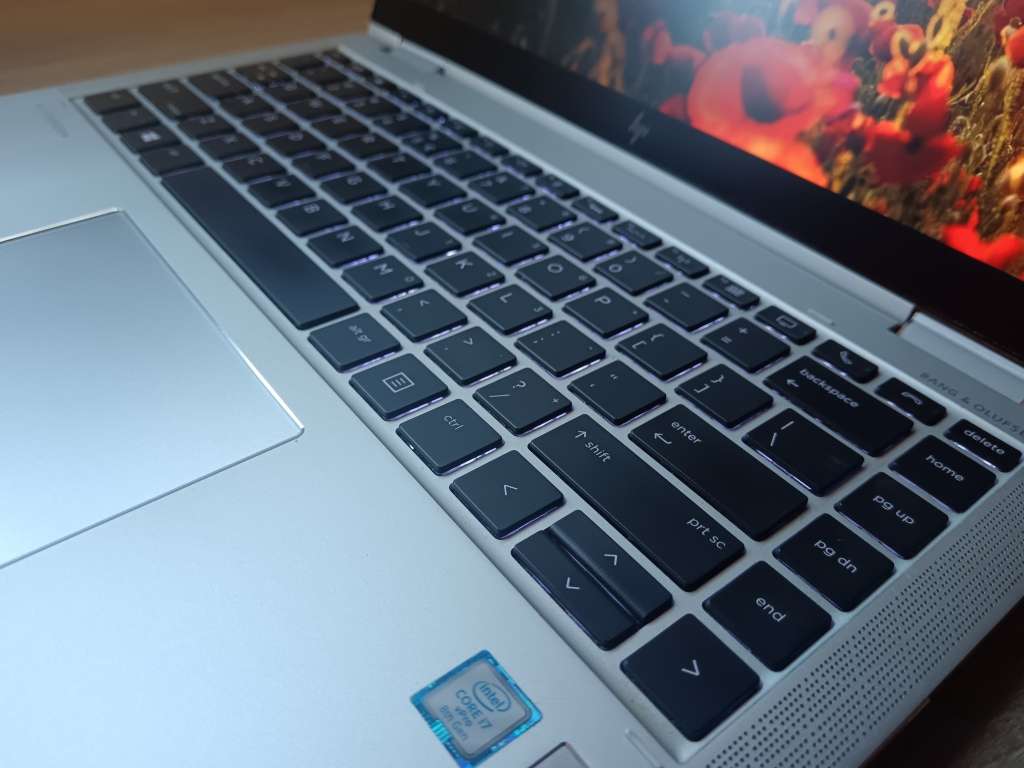 HP EliteBook X360 1040 G6 (2-in-1) Intel Core I7 + Free Laptop Bag