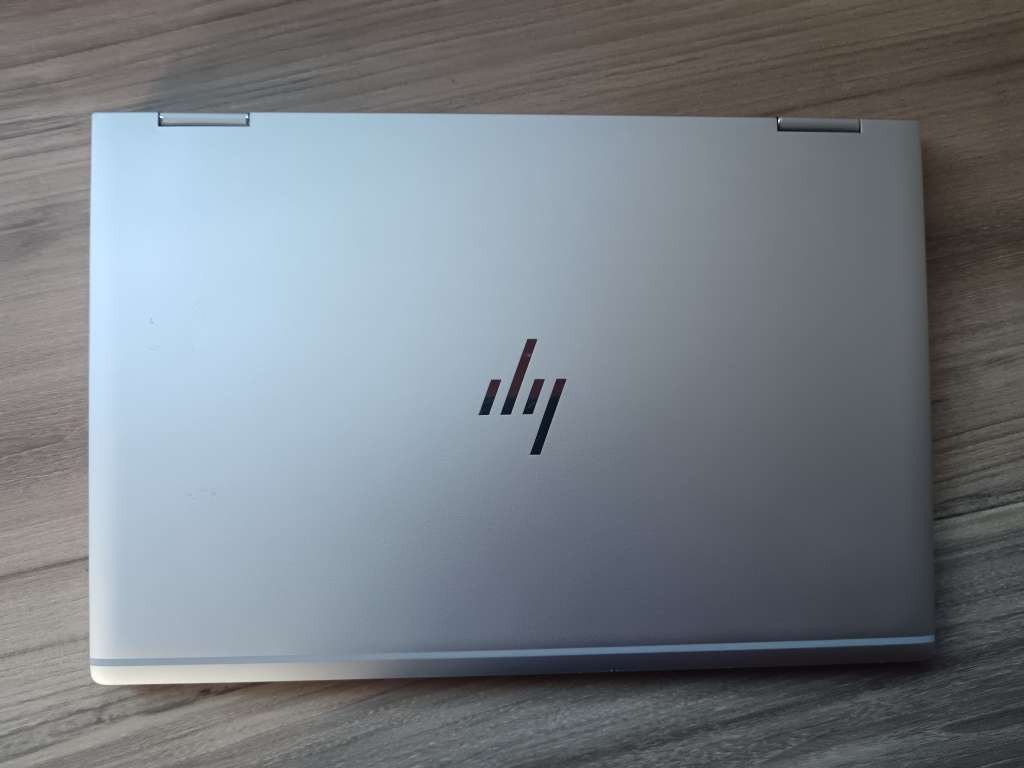 HP EliteBook X360 1040 G6 (2-in-1) Intel Core I7 + Free Laptop Bag