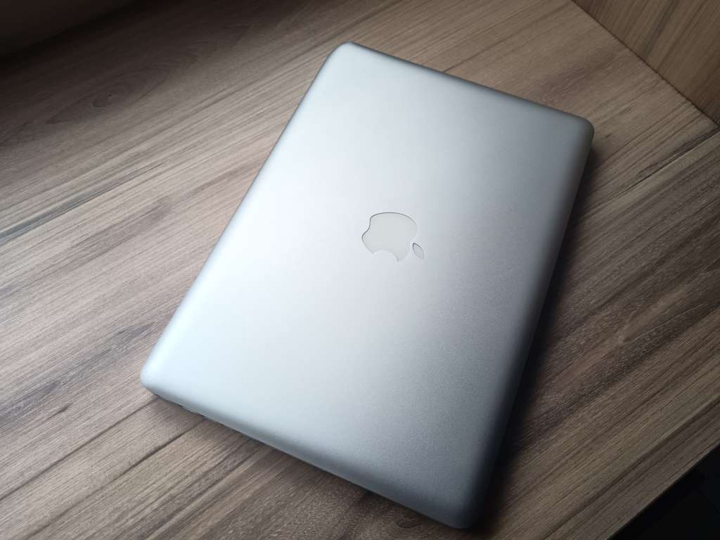 2011 MacBook Pro Intel Core I5