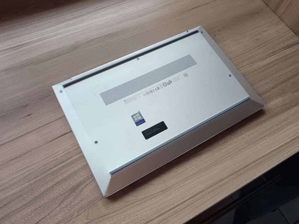 Hp EliteBook 830 G7 Intel Core i7 + Free Laptop Bag