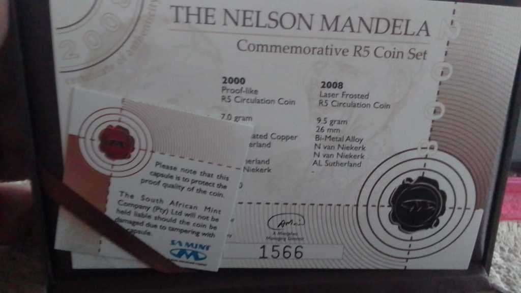 2 X NELSON MANDELA COMMEMORATIVE R5 COIN SET