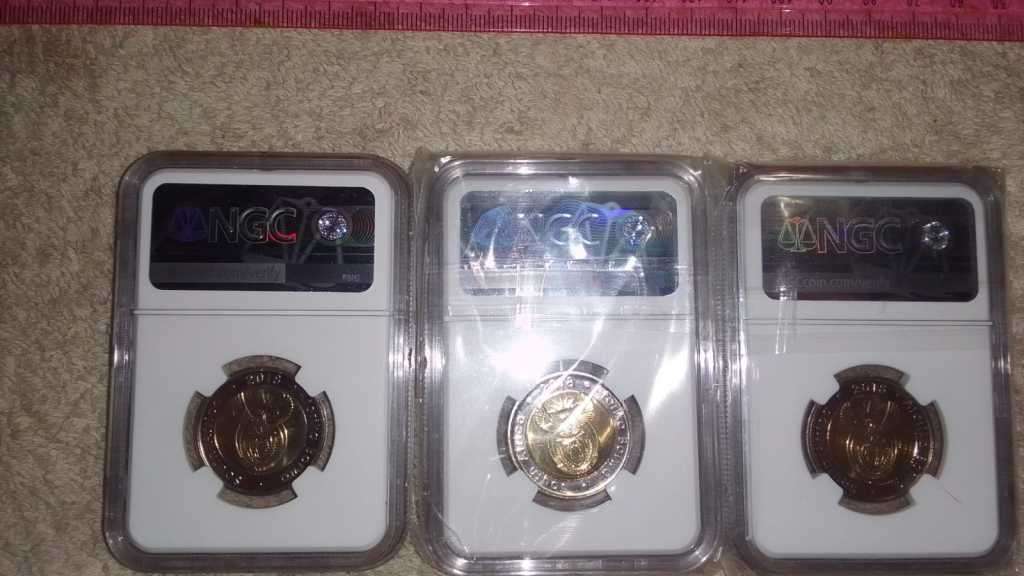 AWESOME GRADINGING ON SET 2018 Mandela centenary R5 coin set (3x coins)