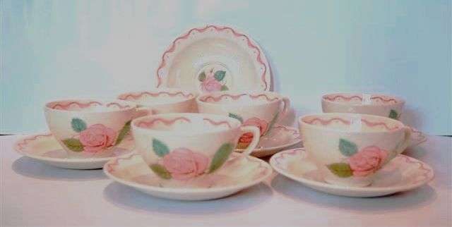 1950's pretty vintage porcelain early roses suzie cooper cups and saucers -duet's