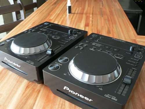 Pioneer CDJ350's Pair
