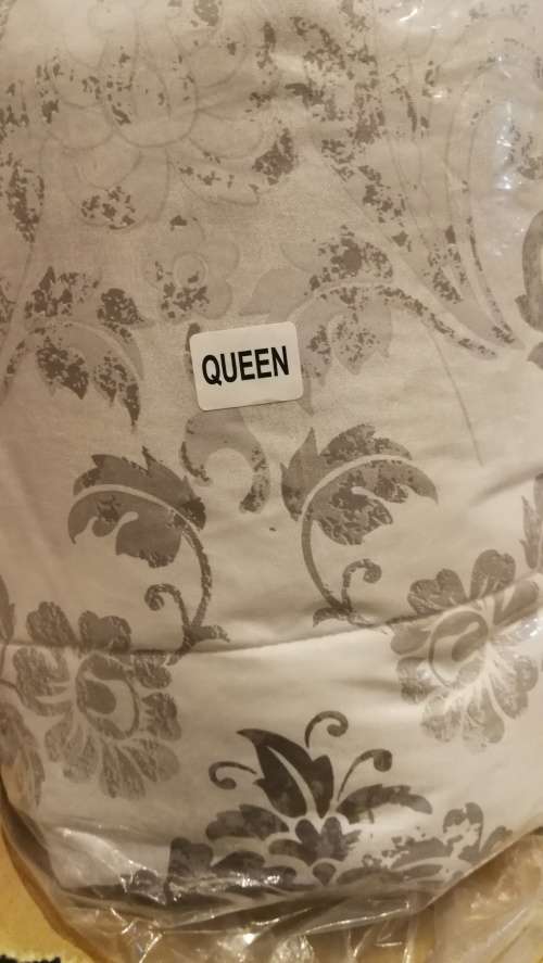 QUEEN COMFORTER MADNESS CLEARANCE FOR FATHER'S DAY SPECIAL WIN ONE ON AUCTION GET ANOTHER FOR FREE