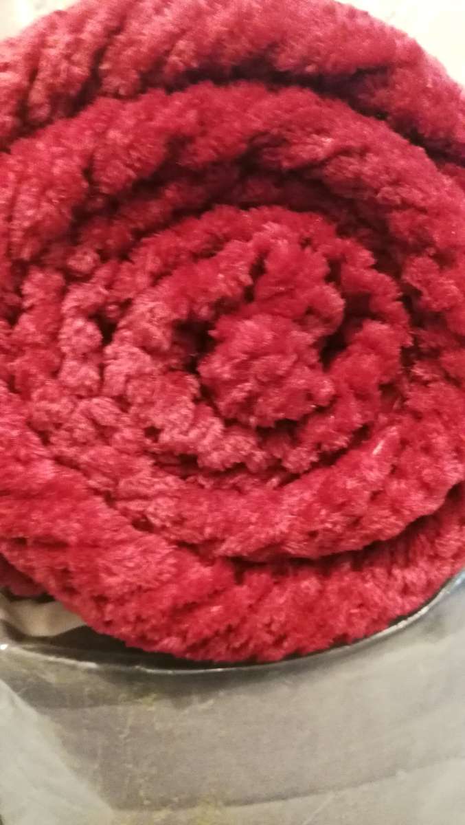 COMFORTERS SET QUEEN 3 PC COMBO, *WITH MATTRESS PROTECTOR AND BED THROW