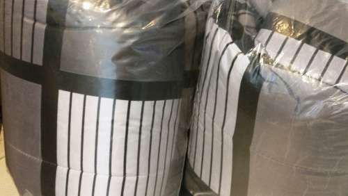 COMFORTER SET -QUEEN bed *Reversable*. 3PIECE