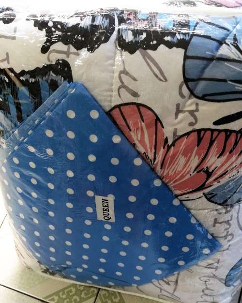 COMFORTER SET -queen... 3PIECE EXQUISITE QUALITY