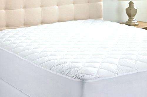 FACTORY OVERRUNS /REJECTS MATRESS PROTECTORS ,KING SIZE ONLY *** SEE DESCRIPTION